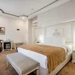 Imperial Palace 4* مينسك