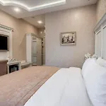 Imperial Palace فندق 4*