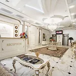 Imperial Palace 4* مينسك