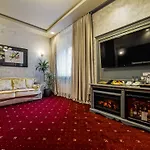 Imperial Palace فندق
