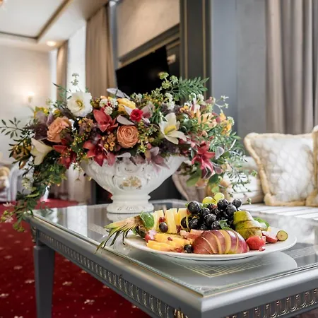 Imperial Palace Hotel