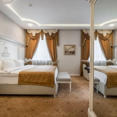 מלון Imperial Palace 4*