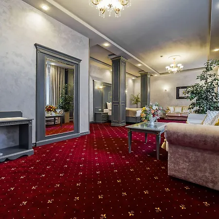 Imperial Palace 4*