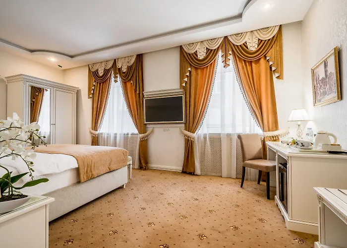 Imperial Palace Готель 4*