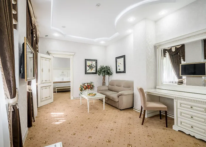 Imperial Palace Hotel